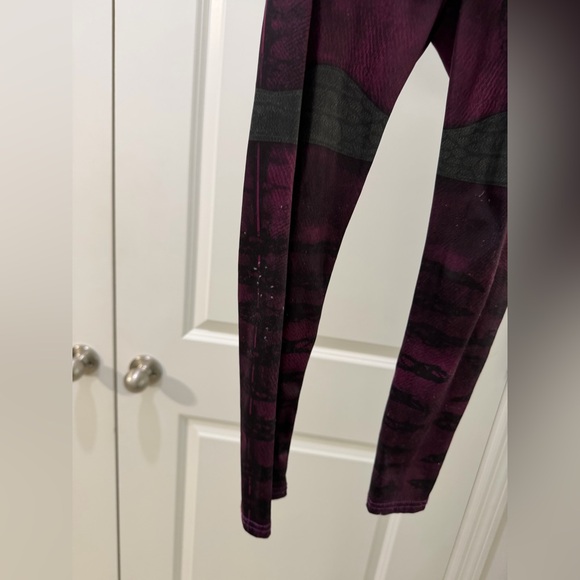 Disney Descendants Mal Kids Costume - Picture 7 of 8